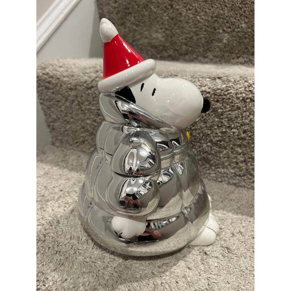 Peanuts Snoopy Silver Puffer Cookie Jar - BRAND NEW - Picture 4 of 5
